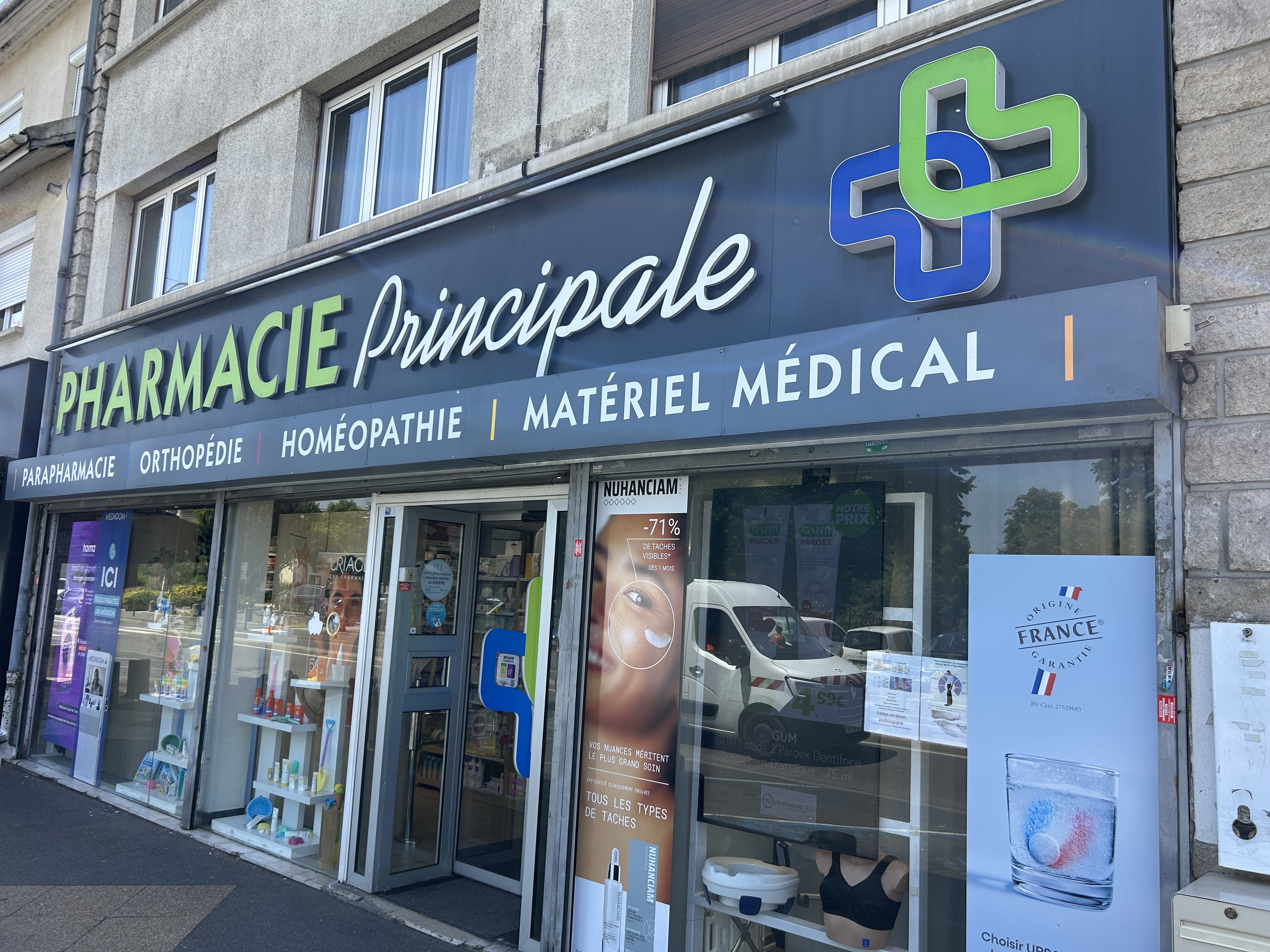 Façade Pharmacie Principale Grigny située à Grigny